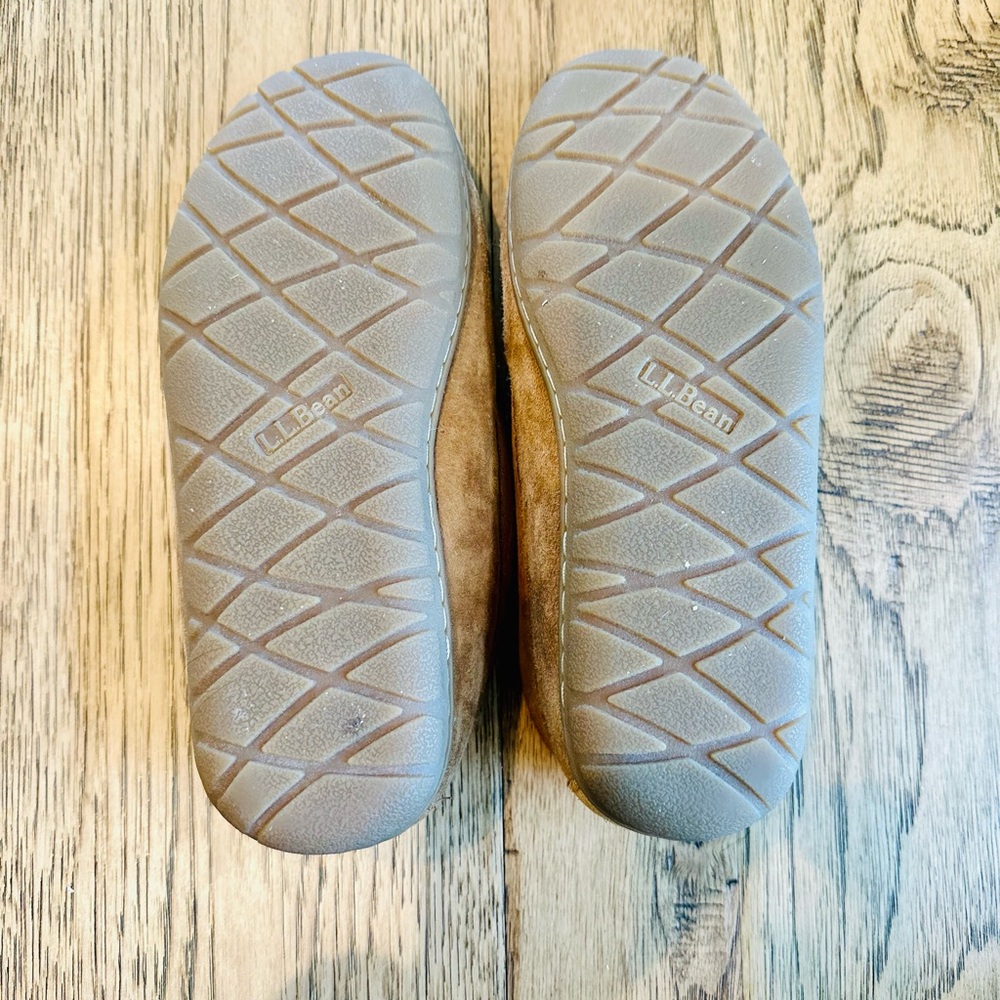 Women’s Wicked Good Slippers, Venetian - Picture 6 of 7